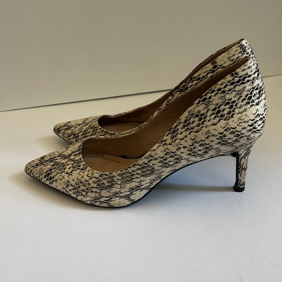 Alfani Size 9 Snake 🐍 Print Shoes - Picture 4 of 8